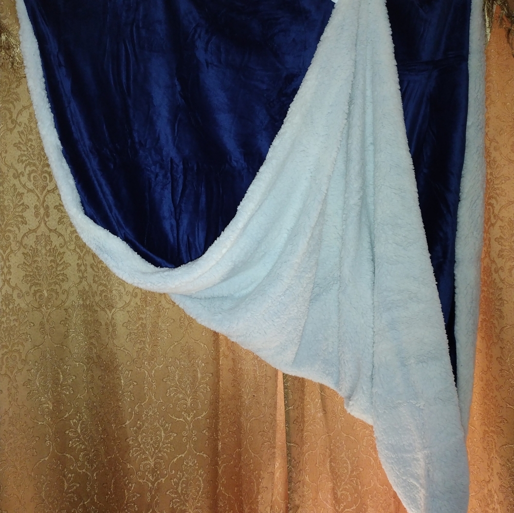 COPY - 70×50" Luxury Velvet/Sherpa Throw blanket - Picture 7 of 7